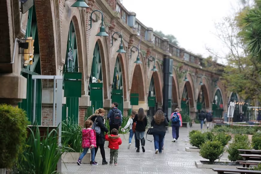 Palermo: la AABE concesiona locales en el Paseo Los Arcos y espacios publicitarios