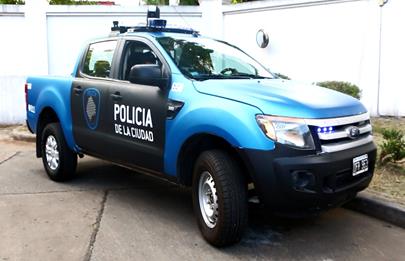 Dos policías heridos en tiroteo en Pompeya