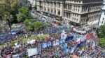 Bullrich intimó a sindicatos y piqueteros a pagar hasta $56.000.000 por los operativos policiales en Plaza de Mayo y Tribunales
