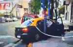 Choque entre taxi y auto en Flores