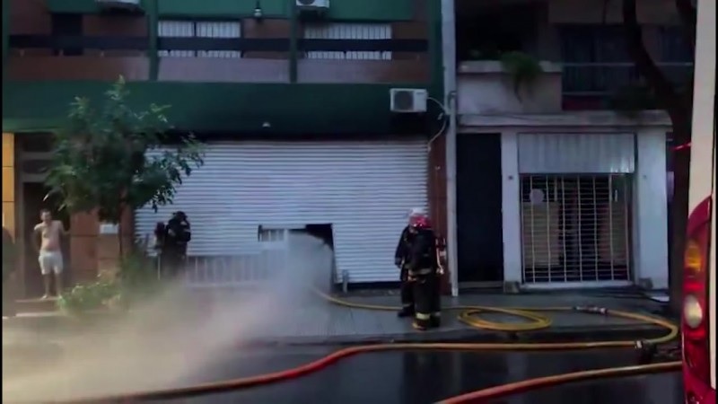 Constitución: se incendió un supermercado y cuatro personas recibieron atención médica