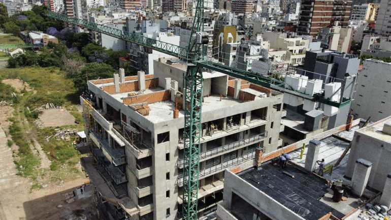 Colegiales enfrenta su momento mas critico por la reconversión de terrenos baldíos en futuras torres