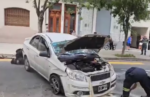 Un hombre y su bebé de 1 año fueron hospitalizados después de un choque en Flores