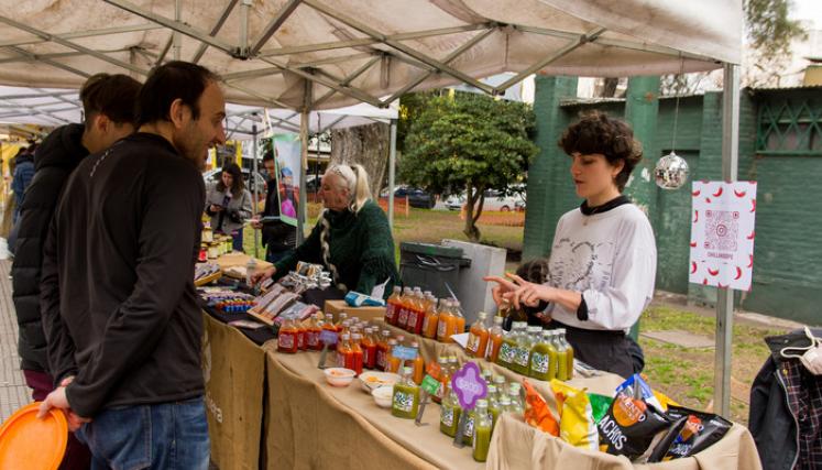 Agenda de fin de semana: Sabe la Tierra en Parque Saavedra y peña solidaria en la Vecinal