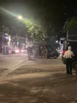 Villa Urquiza: redujeron con una Taser a un hombre con un cuchillo que arrojaba objetos desde un primer piso