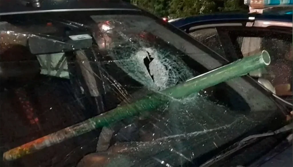 Belgrano: detuvieron a la persona que arrojo un caño al túnel de Libertador