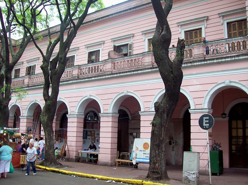 Mataderos: comuneros denuncian que la Policía de la Ciudad usó el ex Mercado de Hacienda como “un centro de detención ilegal” para alojar demorados