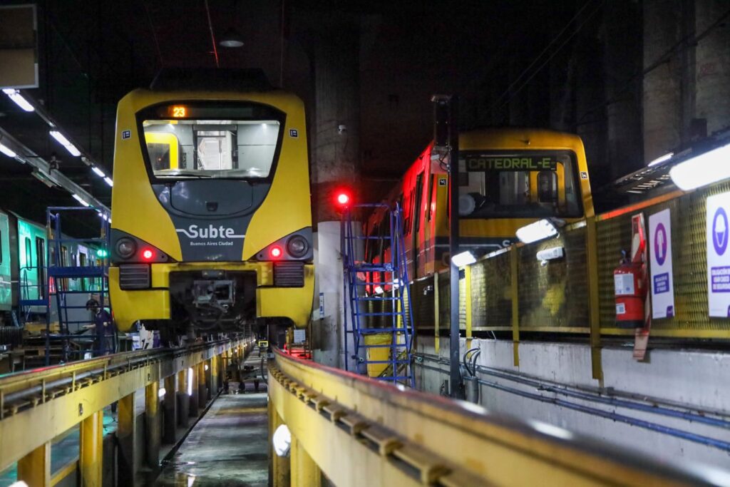 Desde este jueves vuelve a funcionar la línea D de Subterráneos
