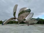Recoleta: el GCBA analizó el estado de la Floralis Genérica y reabrirá la Plaza de las Naciones Unidas