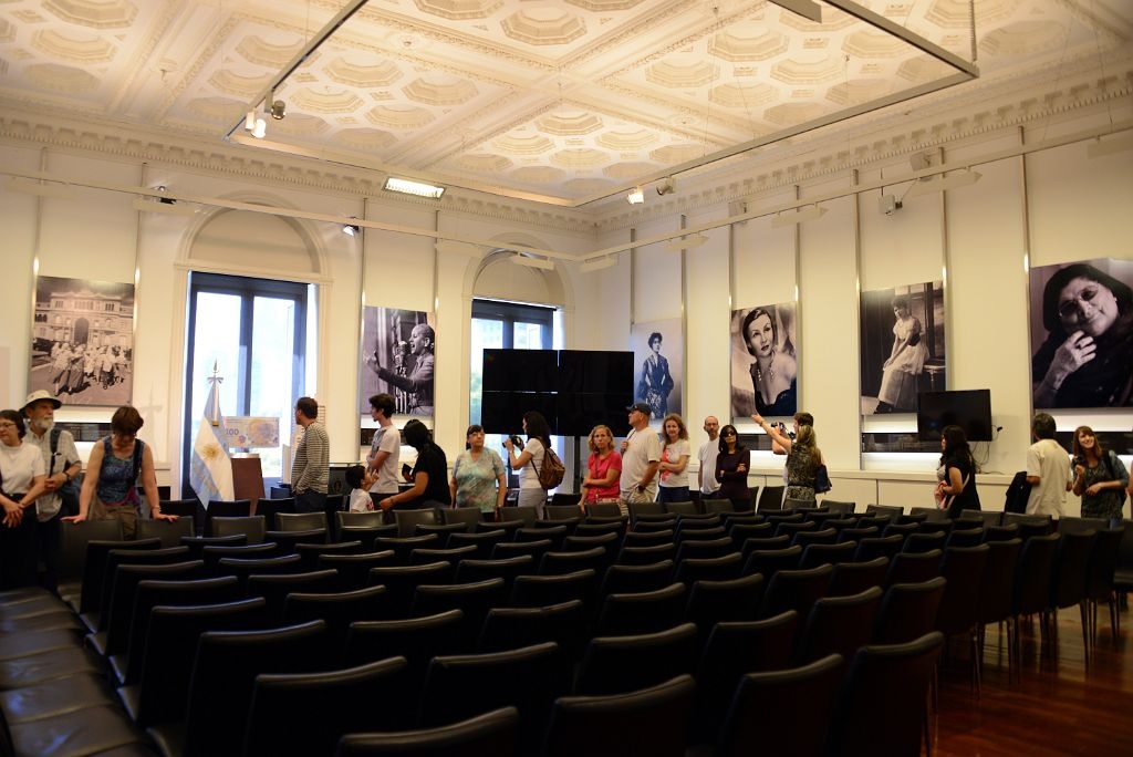 Casa Rosada: en el 8M cambian el nombre del “Salón de las Mujeres” por “Salón de los Próceres”