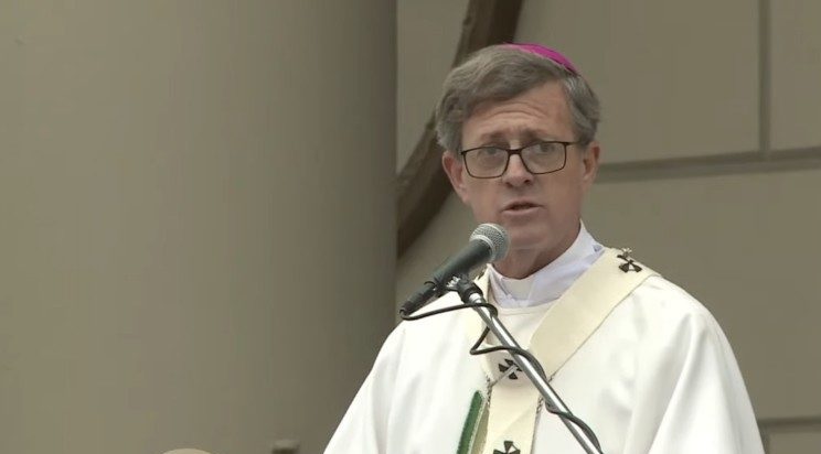 Jorge García Cuerva, arzobispo de Buenos Aires: “El ajuste afecta a los más pobres y es duro”