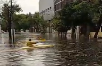 En kayak por Barracas