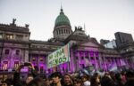 Habrá una movilización al Congreso y un verdurazo por el 8M