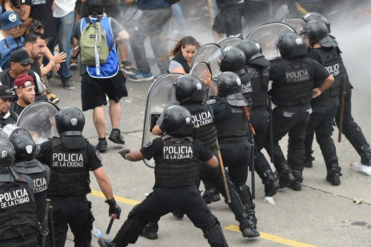Una nueva jornada nacional de protestas de los movimientos sociales con el lema: “El hambre es el límite”