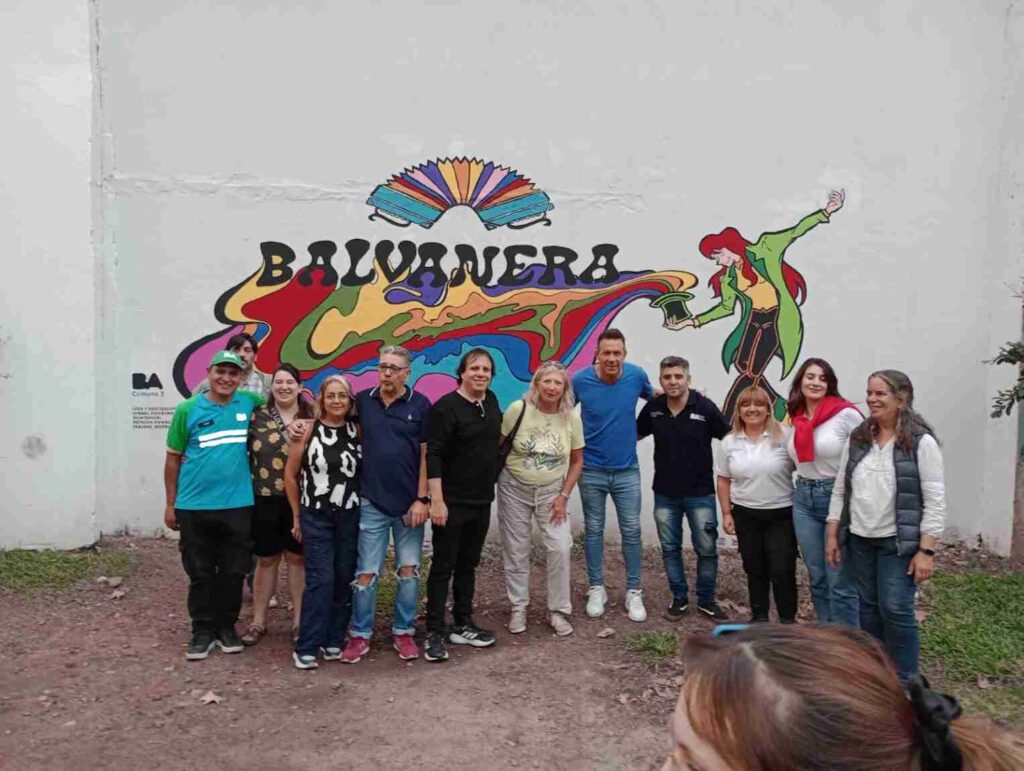 Aniversario de Balvanera: nuevo mural en la Plaza 1 de Mayo