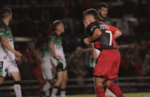 Chicago no pudo con el líder del torneo y cayó en el Cementerio de los Elefantes