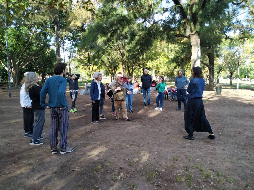 Los grupos Teatro Comunitario Saavedra y Almamate de Flores se presentarán en Parque Saavedra