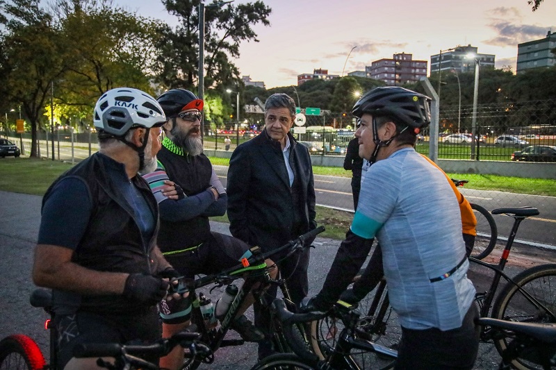 Parque Sarmiento: Jorge Macri visitó la pista de ciclismo y destacó que la usan más de 700 atletas por día