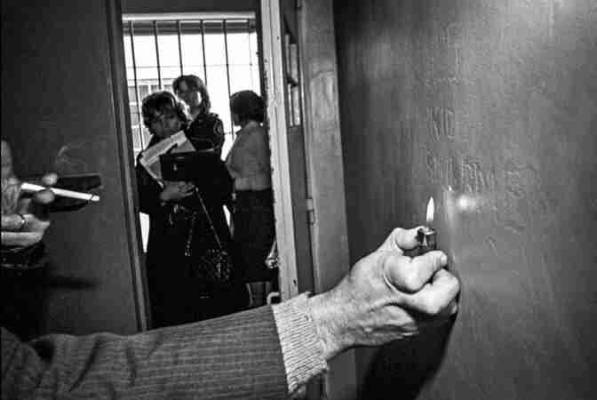 Balvanera: AMIA inaugura “Evidencias”, la muestra del fotógrafo de la CONADEP Enrique Shore