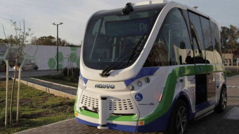 El autobús autónomo es la estrella del Parque de Innovación