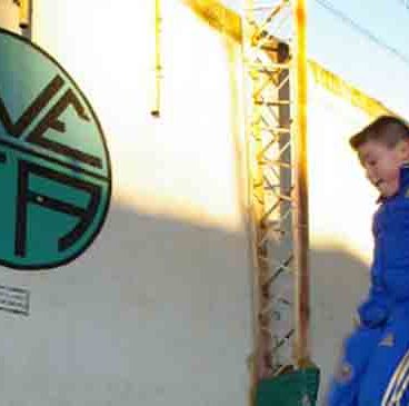 Abrazo comunitario a AVeFA previo a la Audiencia Pública