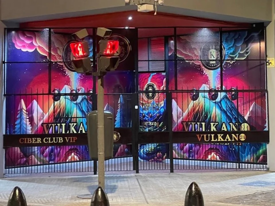 Detuvieron al “Rey del ciber juego” por tener un casino ilegal en San Telmo con máquinas valuadas en $30.000.000