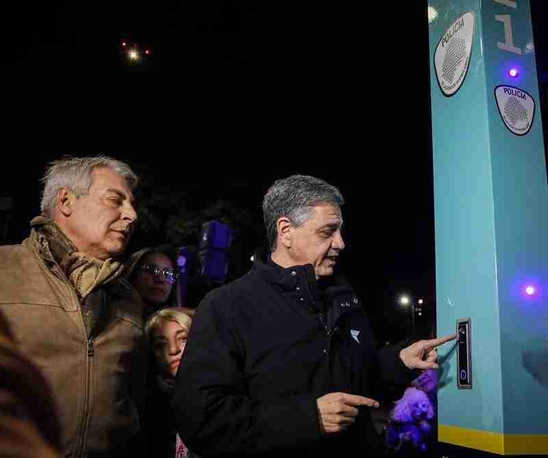 El Gobierno porteño colocará tótems de seguridad en espacios públicos