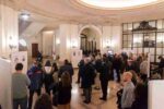 Balvanera: inauguraron una exposición con tapas sobre el atentado a la AMIA en la Legislatura porteña