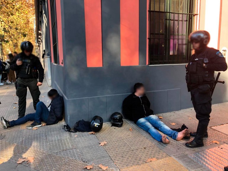 Dos motochorros detenidos en Belgrano tras robar más de 2 millones de pesos