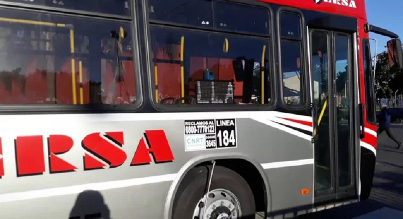 Un paro de colectivos afecta varias líneas que circulan por la Ciudad de Buenos Aires