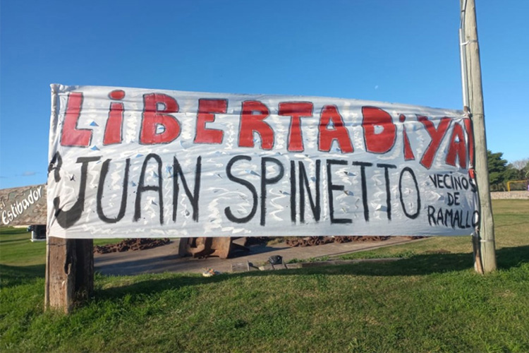 Reclaman por la liberación de  Juan Espinetto, el docente oriundo de Ramallo