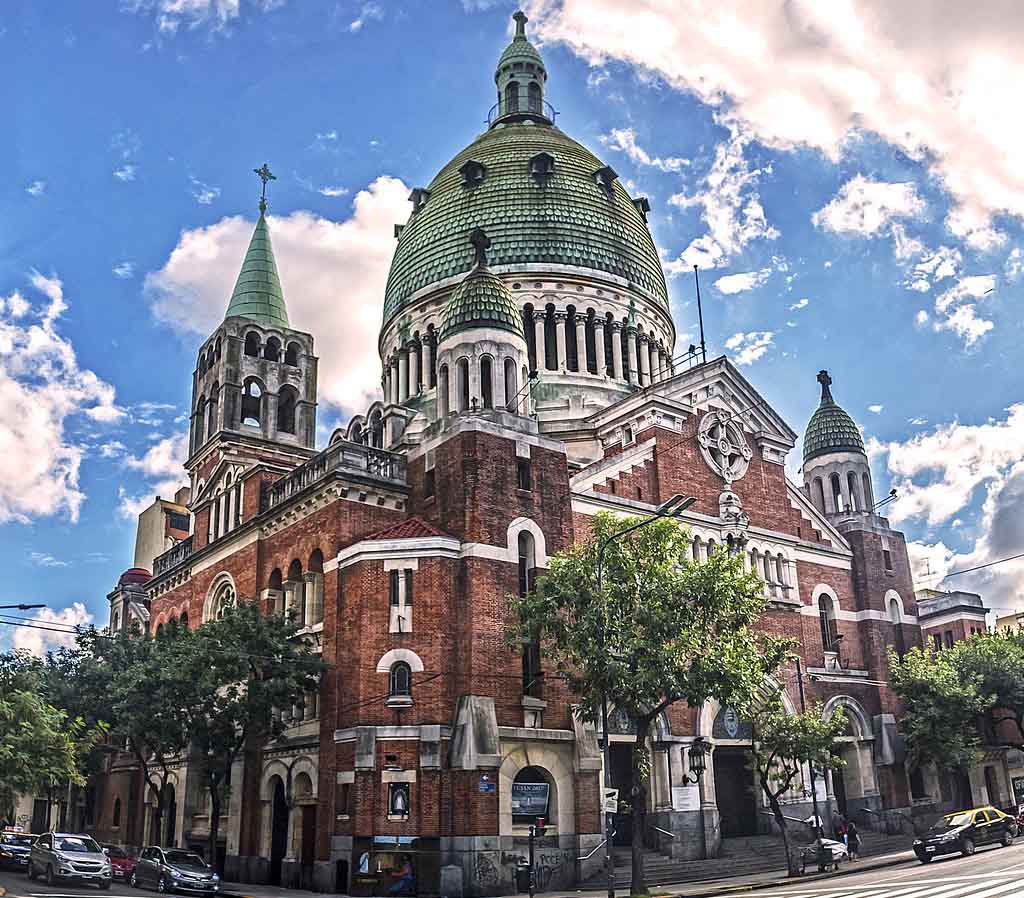 Balvanera: un ladrón robó una imagen de la Virgen de Luján de la Basílica Santa Rosa de Lima