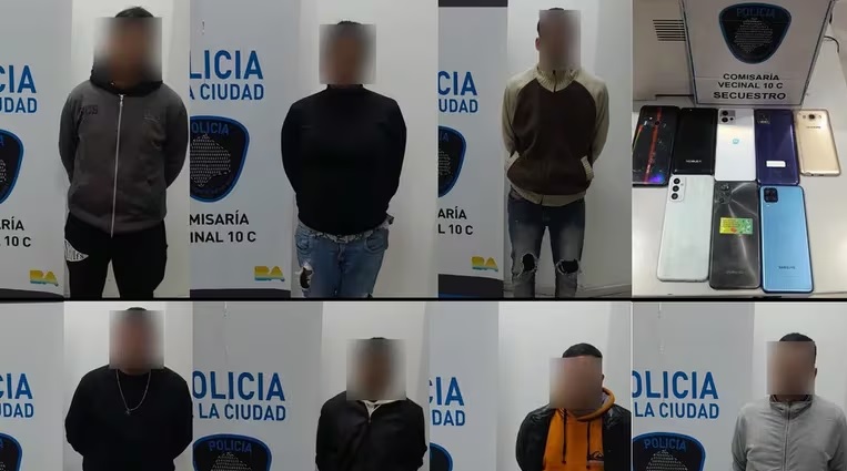 Vélez Sársfield: la Policía de la Ciudad detuvo a siete personas por robar celulares a bordo de un colectivo