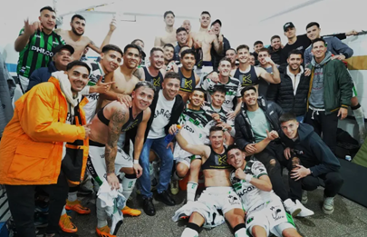 Chicago goleó a Rafaela y se prendió en la lucha