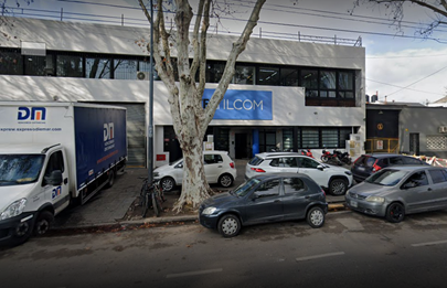 Trabajadores despedidos de Textilcom llegan a la planta de Villa Soldati