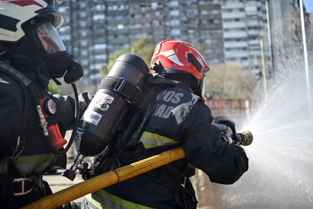 Los bomberos de la ciudad se capacitan