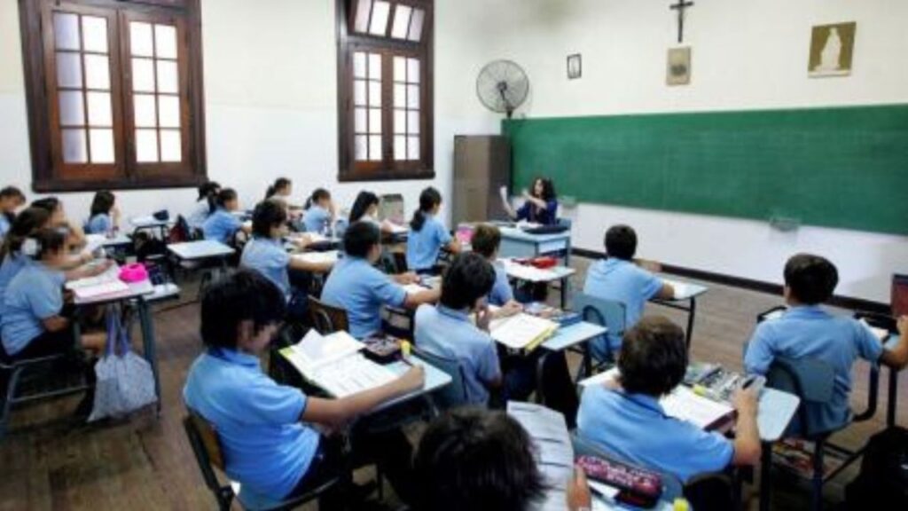Las cuotas de los colegios privados porteños suben en agosto