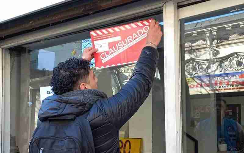 Balvanera: clausuraron un local que compraba metal al peso