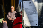 Homenaje a domicilio para Norberto Galasso
