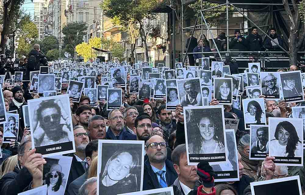 AMIA: Nación impulsa el juicio por ausencia y el Congreso declaró al 18 de julio Día de duelo nacional