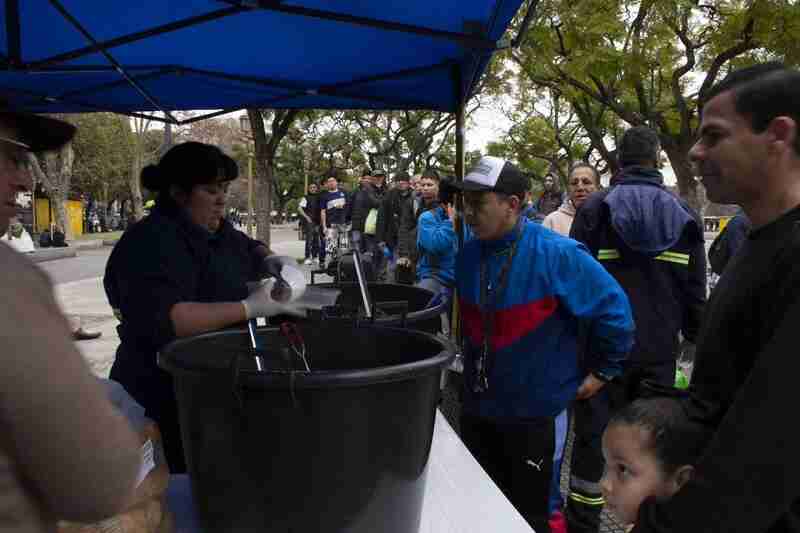 Olla popular en Plaza Miserere contra el hambre