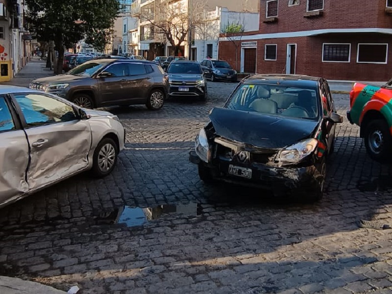Otra mañana con incidentes viales en la zona: un peatón atropellado y tres heridos tras un choque