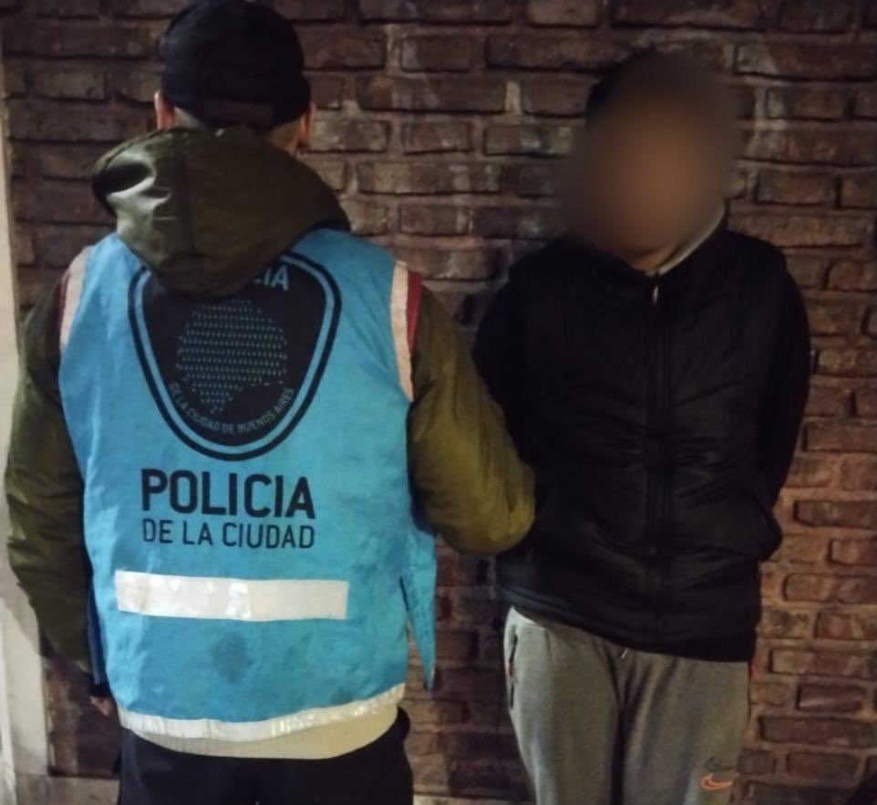 Lo detuvieron en Parque Chacabuco y tenía 28 antecedentes: Jorge Macri cargó contra la “Justicia garantista”