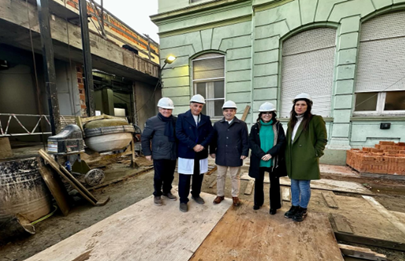 Fernán Quirós visitó las obras en el hospital Piñero