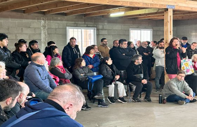 Multitudinaria reunión en el Poli de Flores le dijo “No a la cárcel”