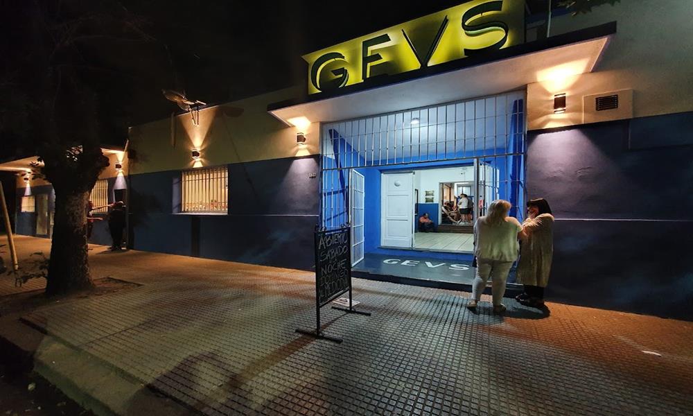 Villa Santa Rita: homenaje por los 95 años del Club Gimnasia Esgrima de Vélez Sarsfield