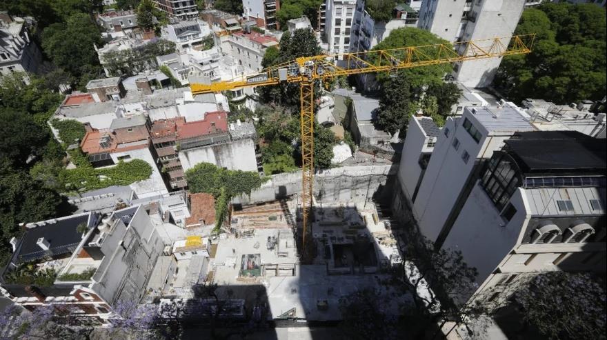 Se ratificó el DNU para suspender obras inmobiliarias
