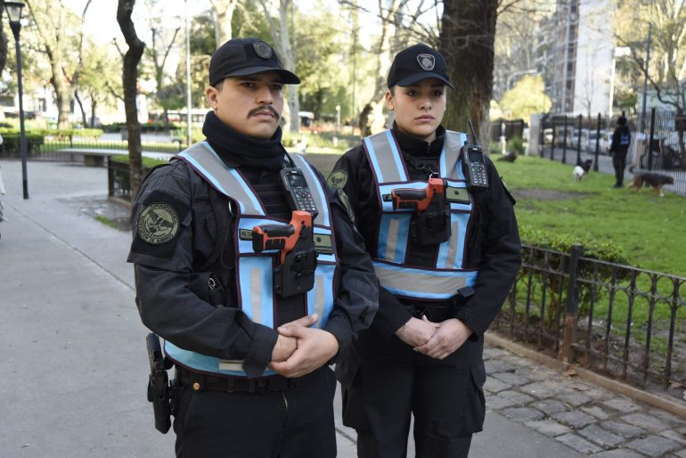 Belgrano: La Policía de la Ciudad ya usa las pistolas de baja letalidad