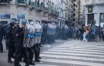 Incidentes, represión, heridos y detenidos frente al Congreso por el veto a la fórmula jubilatoria: el Gobierno nacional elogió a las fuerzas federales