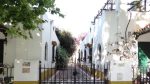 Una calle de estilo colonial en pleno Belgrano